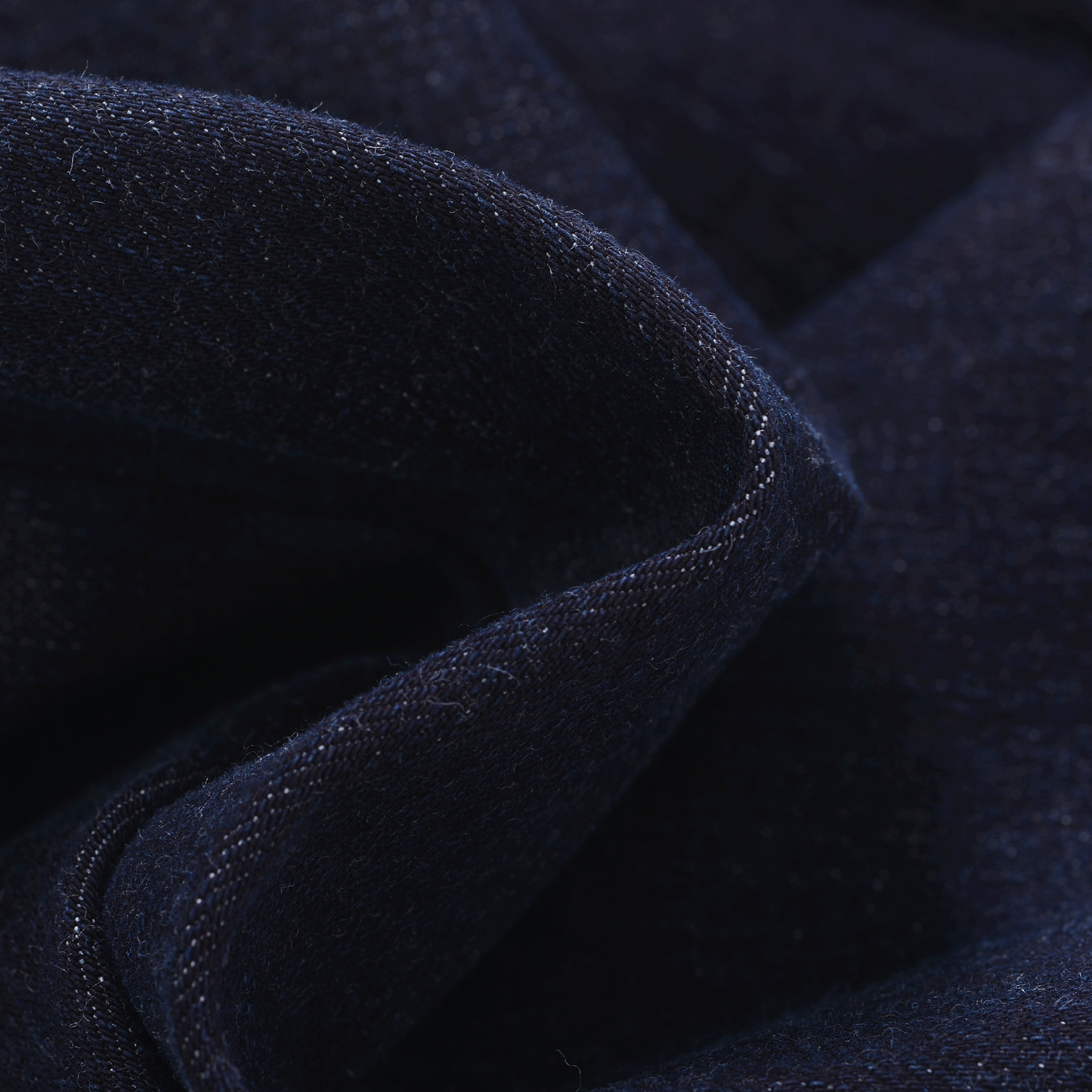 ノータックテーパードデニムパンツ 25225010