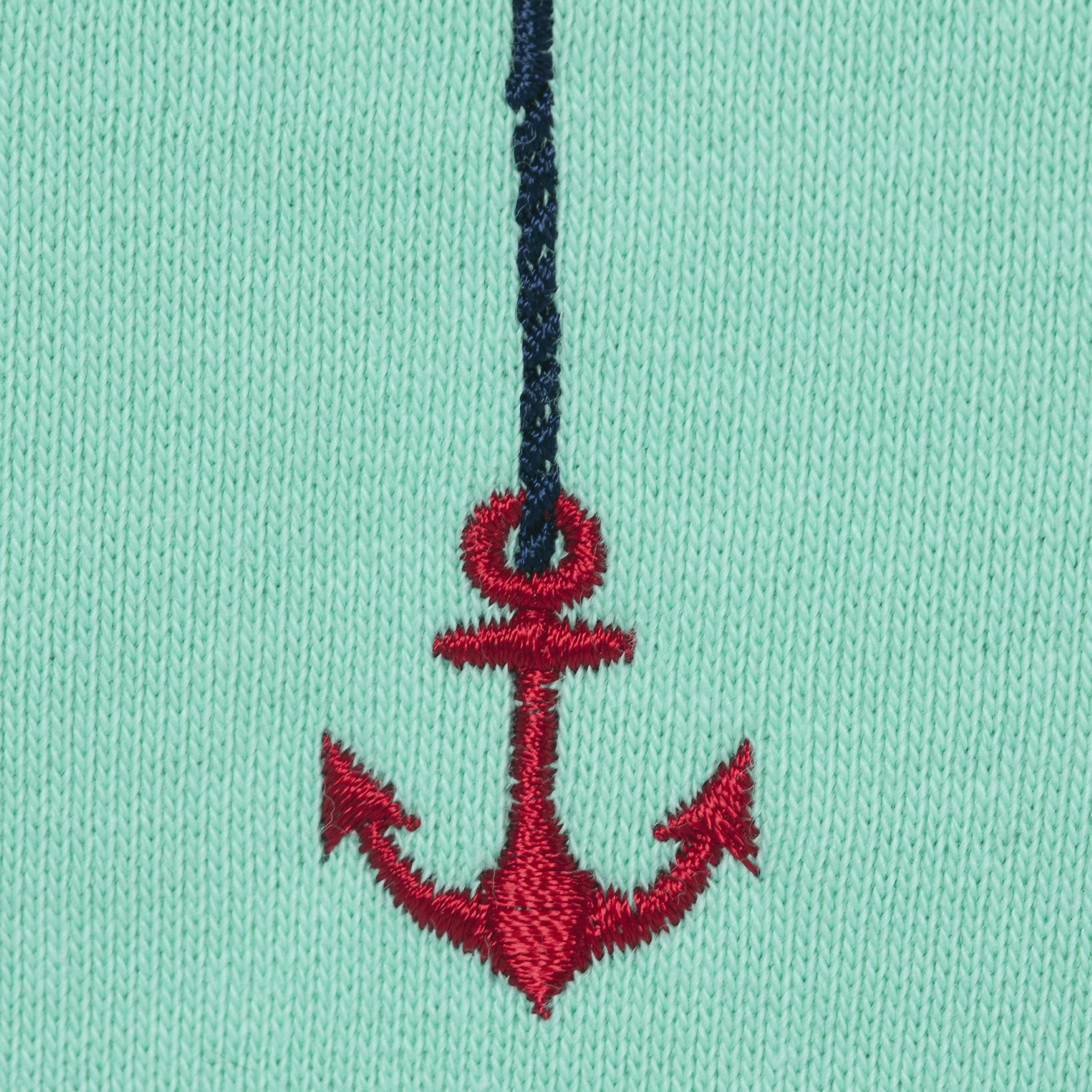 【公式】シナコバ (SINA COVA) ZIPUPプルオーバー 22210030 ネイビーの錨刺繡部分