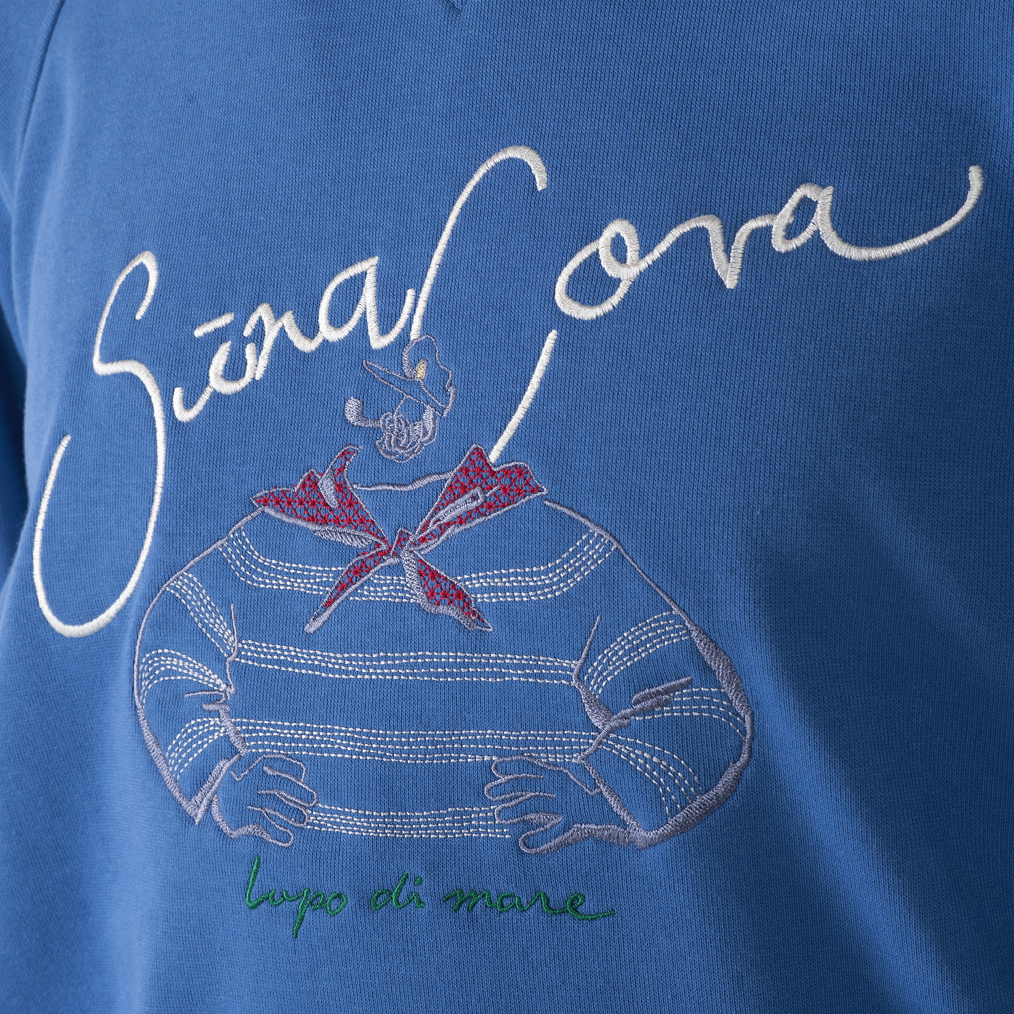 【公式】シナコバ (SINA COVA) クルーネック トレーナー スウェット プルオーバー 23120010 ブルーの刺繡部分