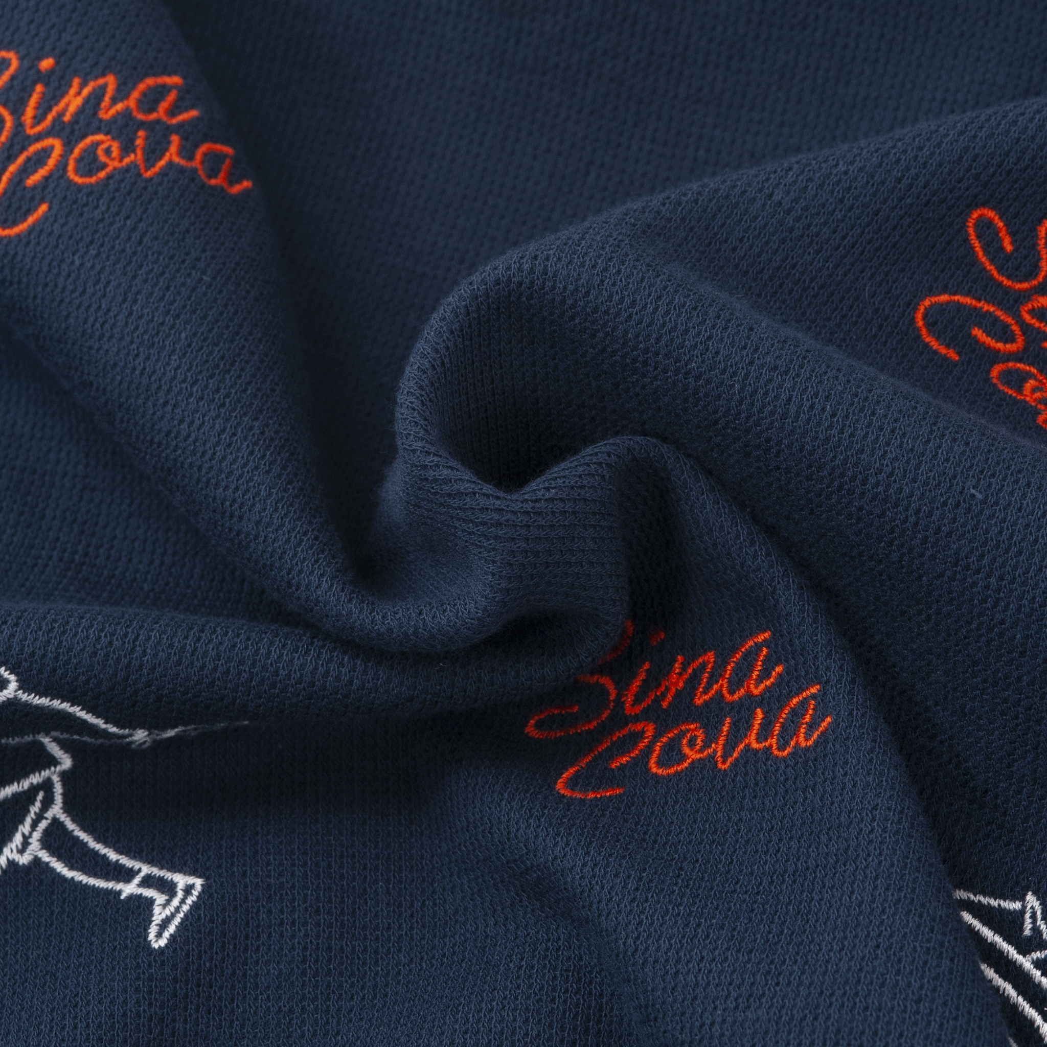 【公式】シナコバ (SINA COVA) クルーネックトレーナー スウェット リメイクモチーフ刺繍 23120020 ネイビーの素材感
