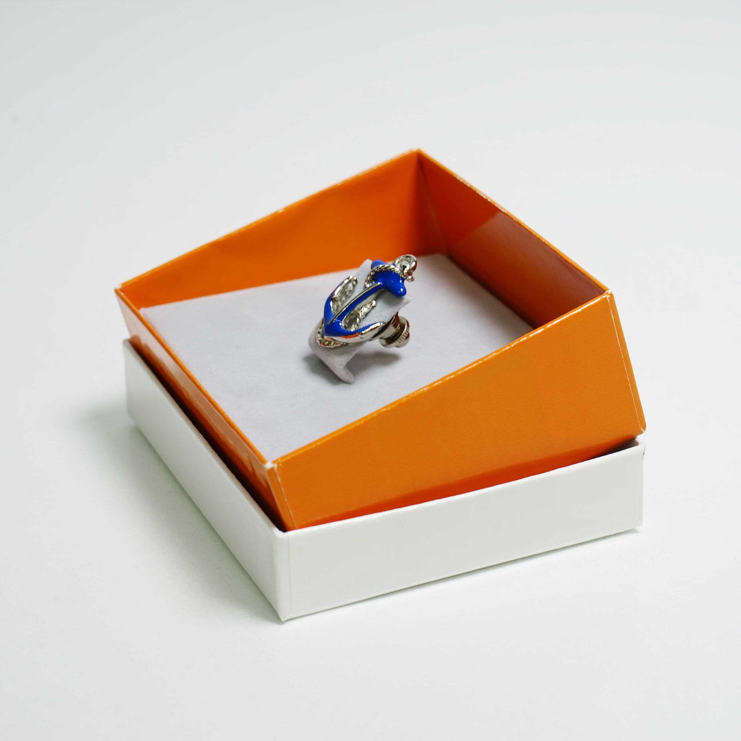 錨形翻領別針 57001090