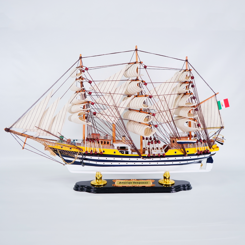 セーリングシップ 帆船模型
