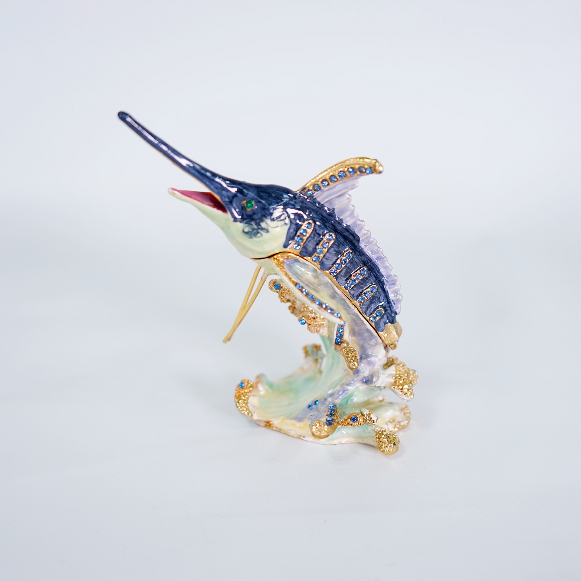 57001800.png?v=1686643074&